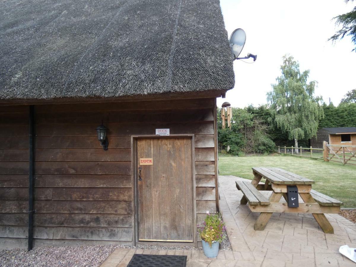Yew Tree Barn * Prees